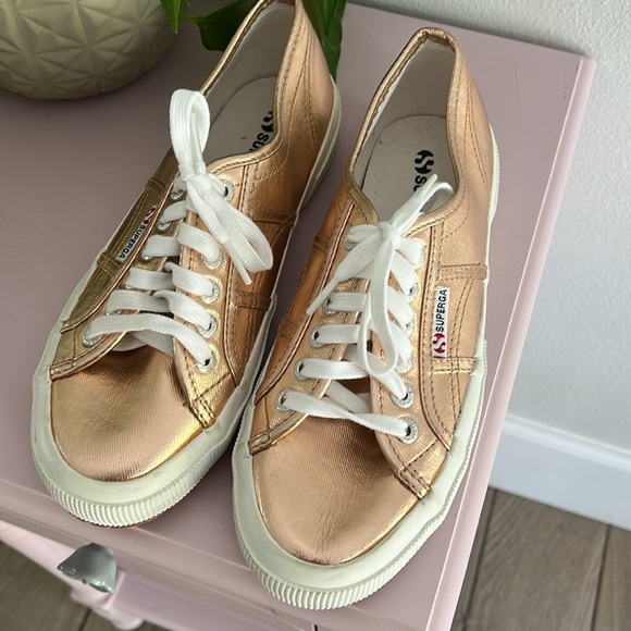 NWT Superga rose gold sneakers - Picture 2 of 7